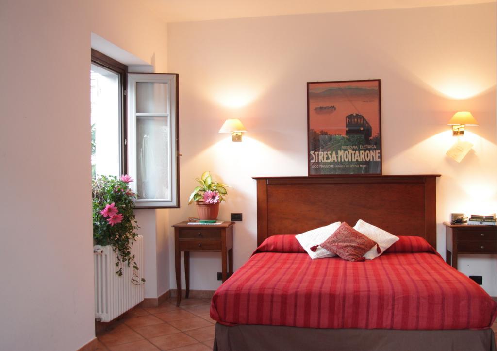 Hotel La Locanda Stresa Exterior photo