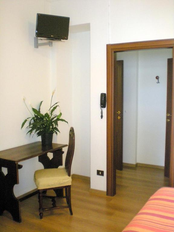 Hotel La Locanda Stresa Room photo