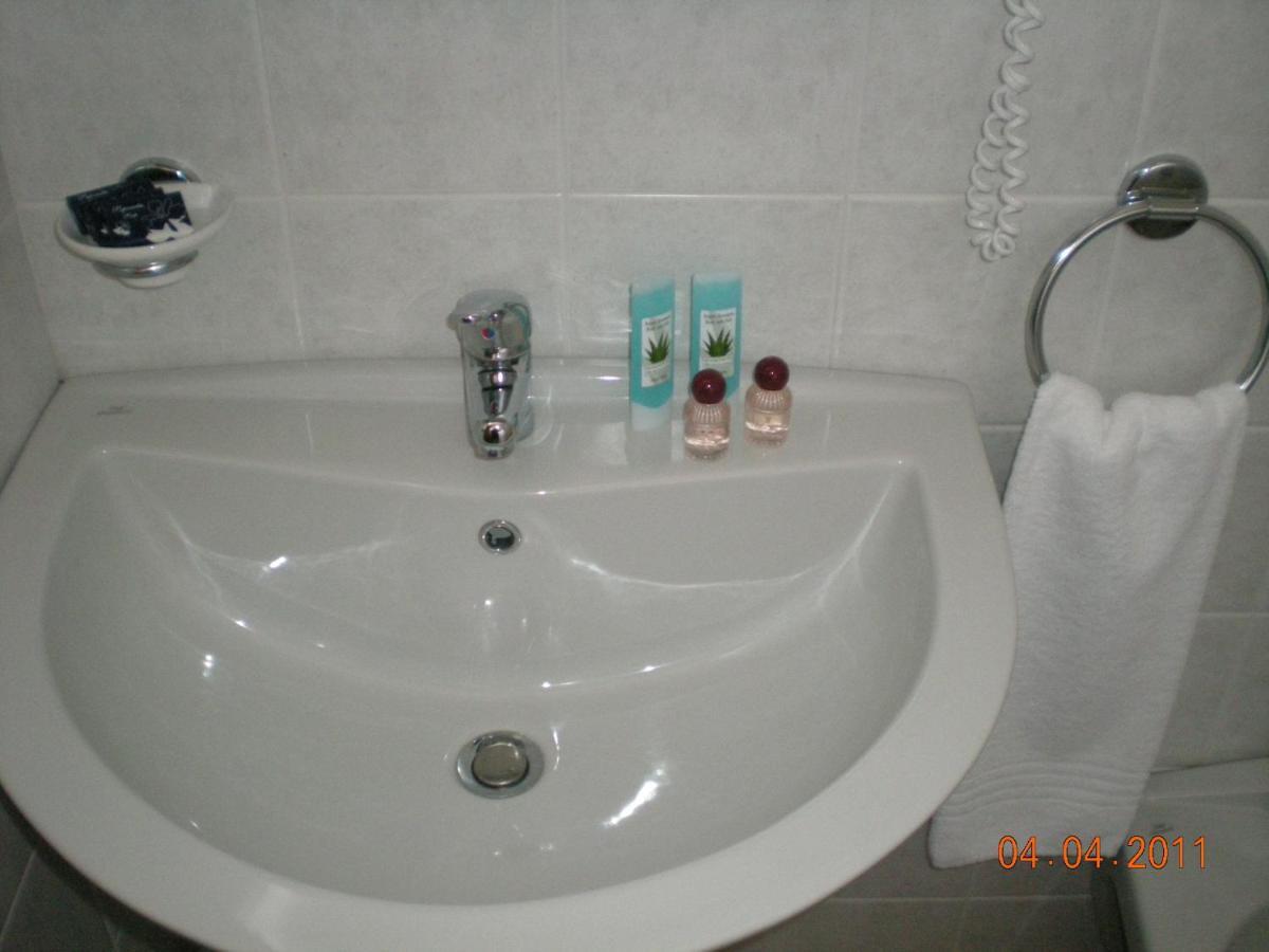 Hotel La Locanda Stresa Room photo